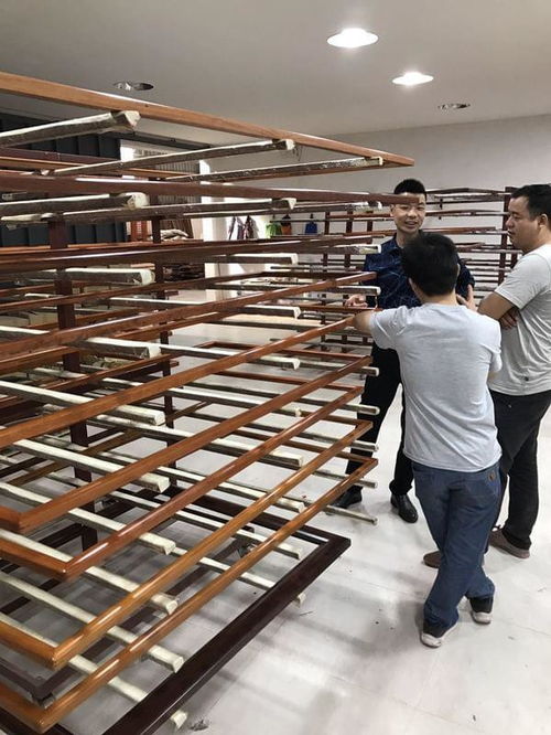 堡潤(rùn)家具漆走訪山水紅木畫框等企業(yè)